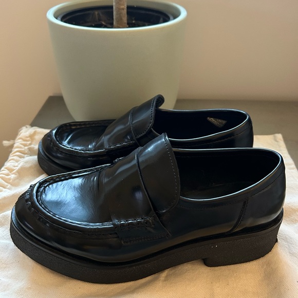 KOIO Bari Loafer in black, size 37 - Picture 6 of 12